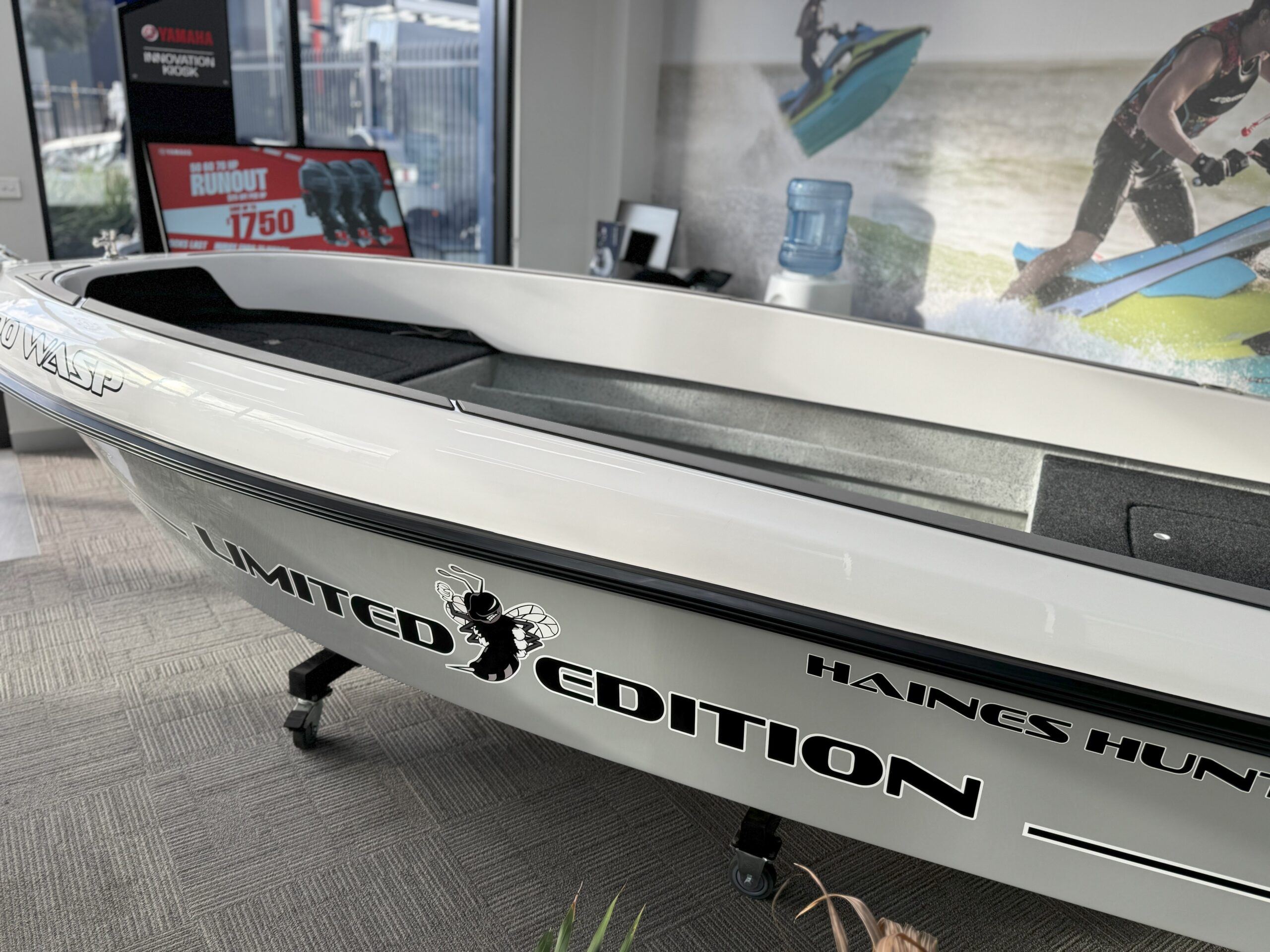 MulliesMarine400SeawaspLimited2