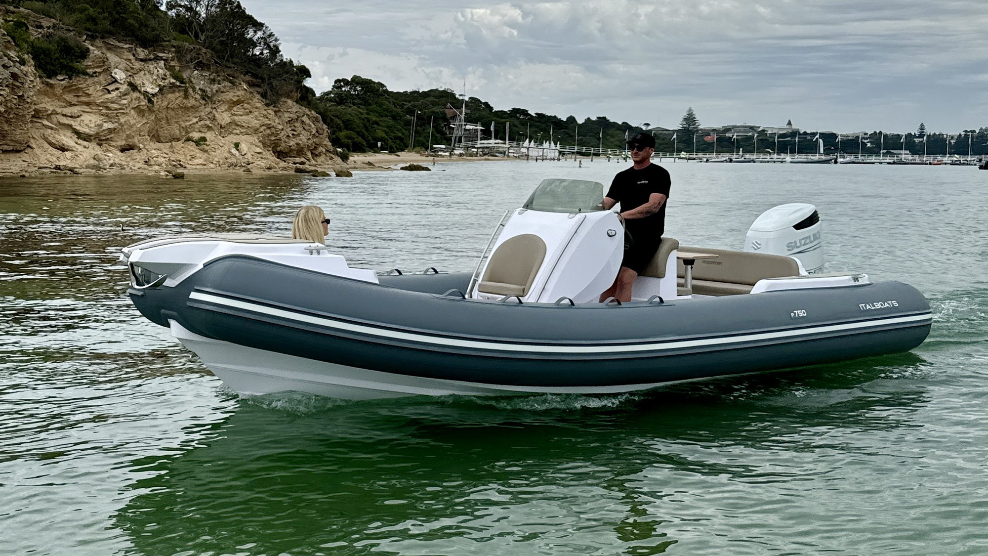 Mullies marine predator 750 italboats 1102