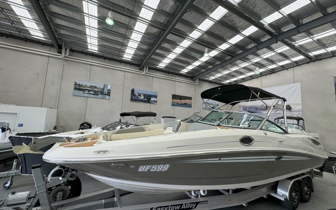 SOLD –  Searay 290 Sundeck
