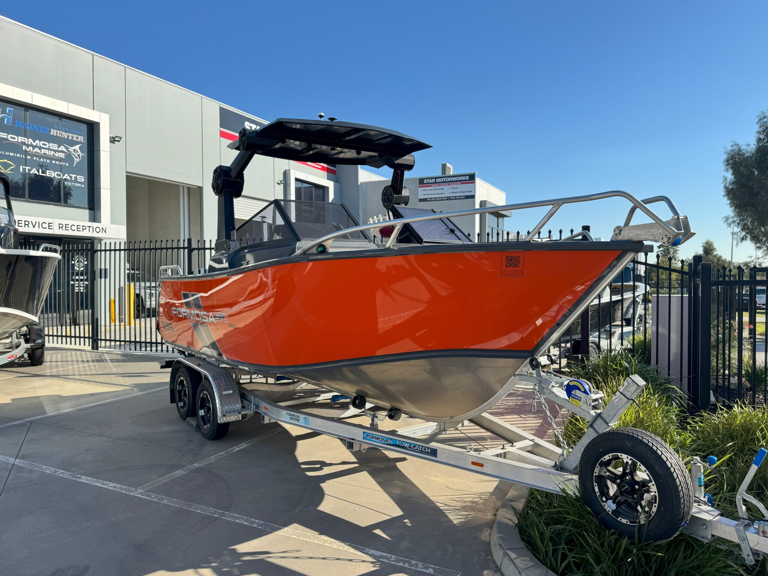 Mullies Marine Formosa X Bowrider 2