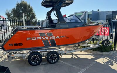 SRT 595 X Bowrider – Pro Deck