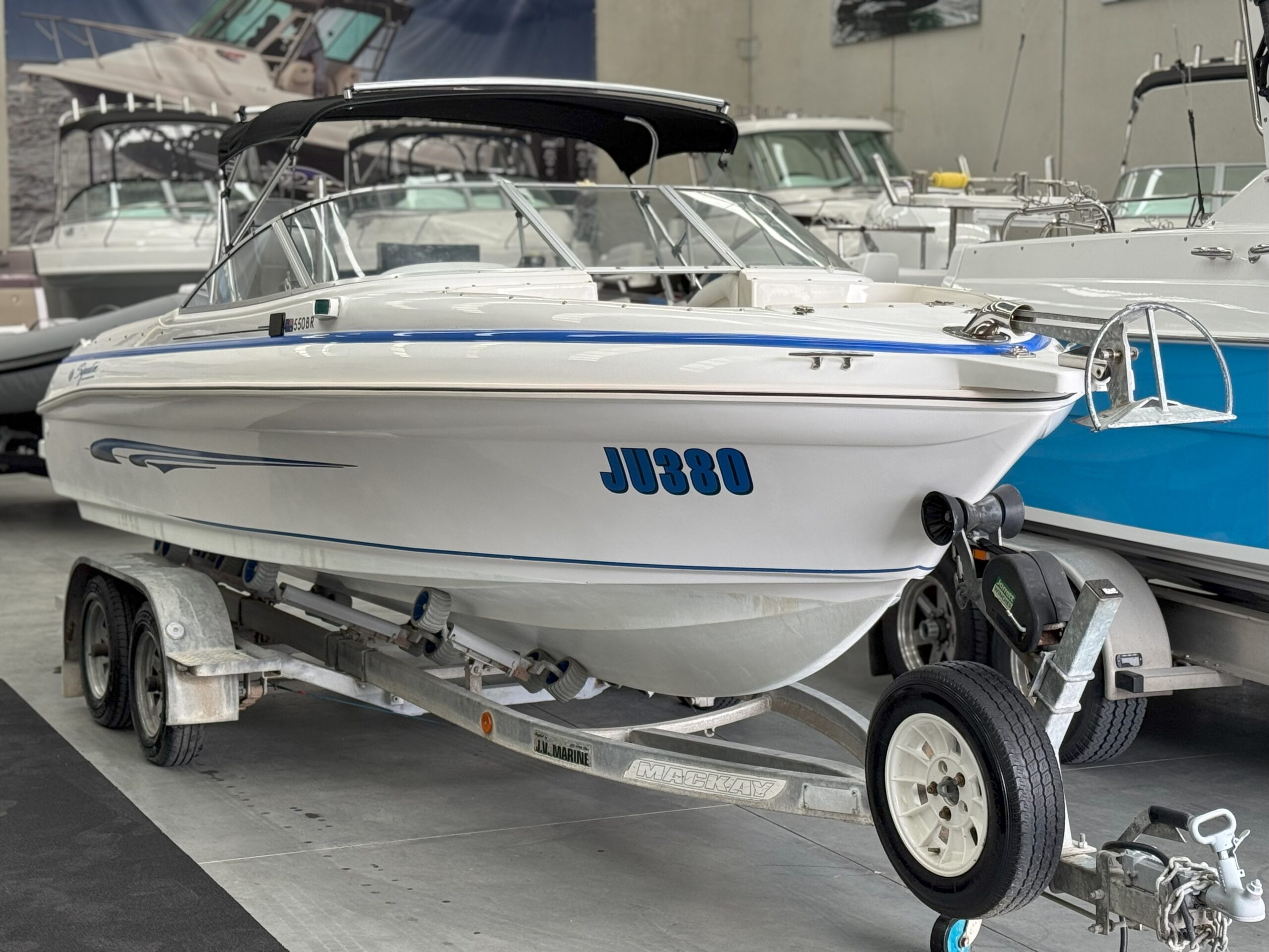 Mullies Marine Haines Signature 550BR 2