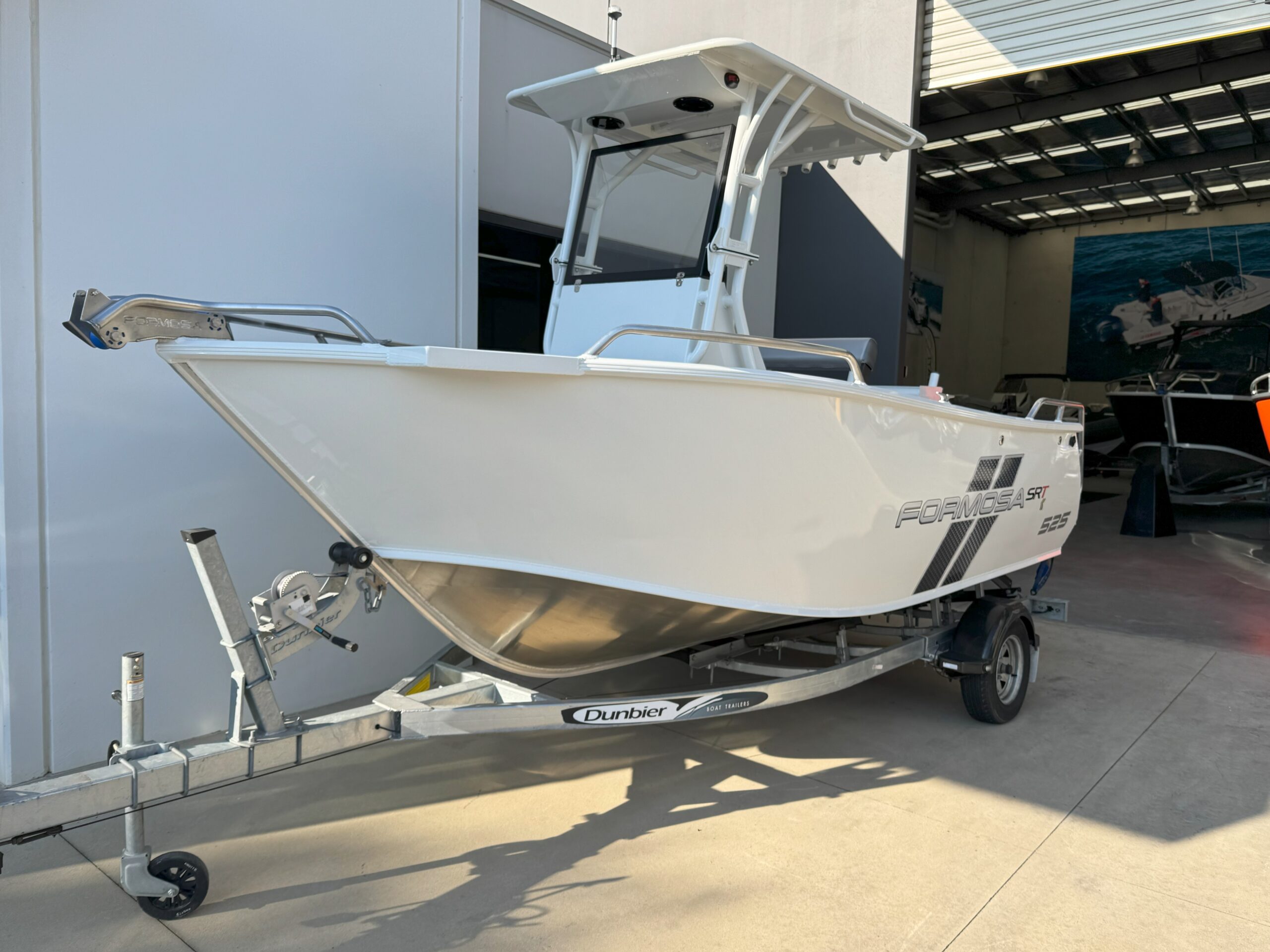 Mullies Marine Formosa 525 Centre Console