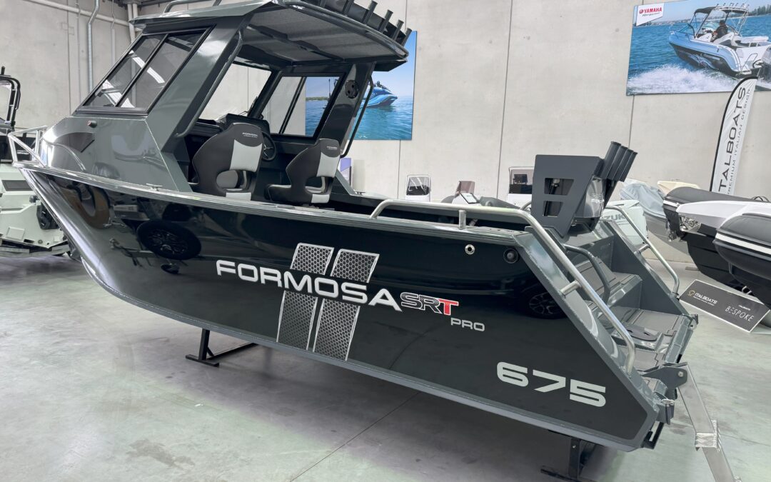 SRT 675 Enclosed – Pro Deck